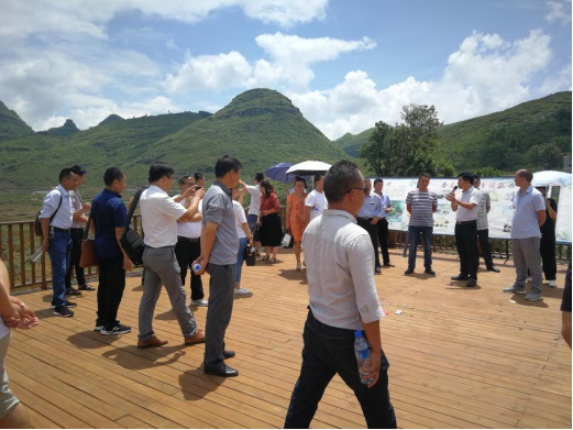 四川省客户到镇宁自治县金林源合作